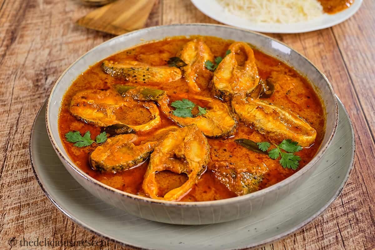 फिश करी