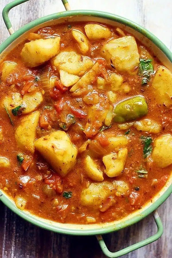 लाल बटाटा (तिखट लाल बटाटा भाजी)