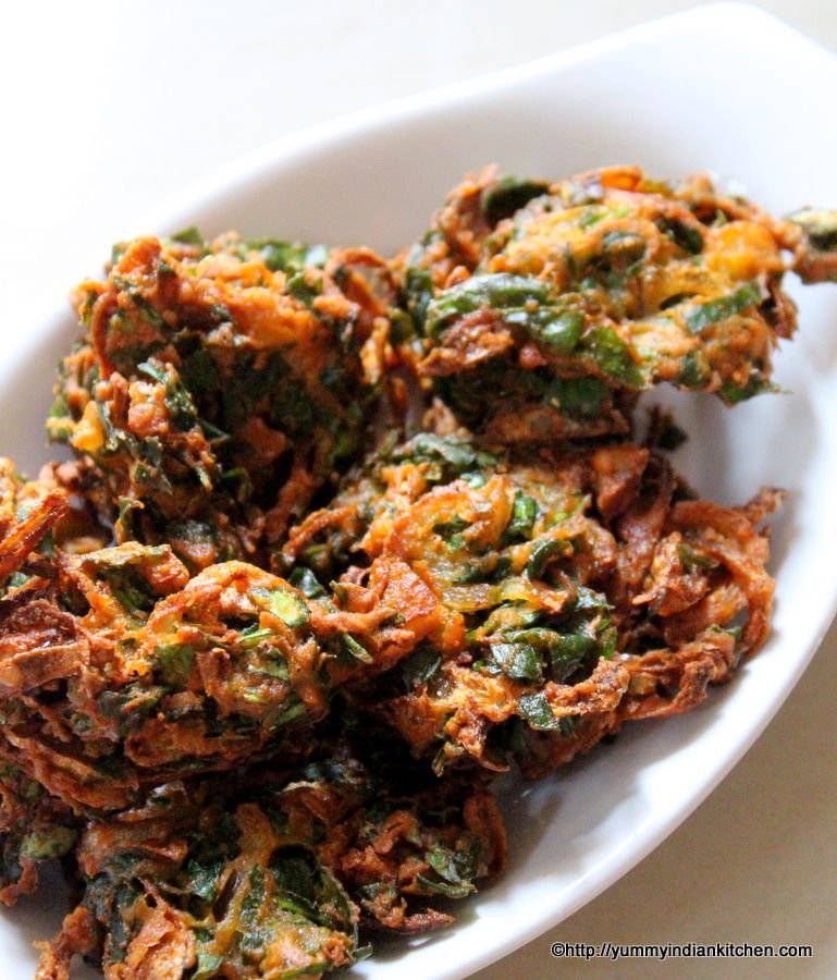 Palak Bhaji (Spinach Fritters)